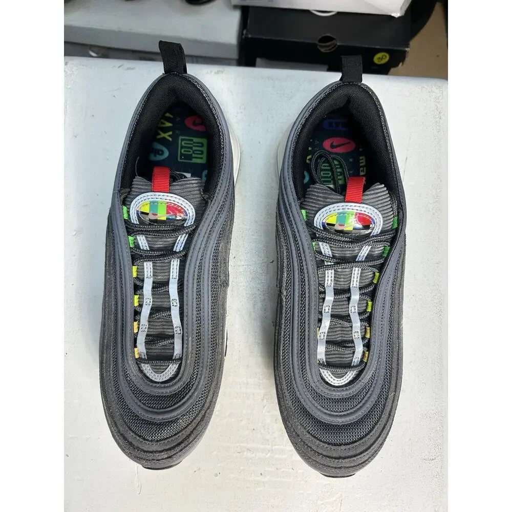 Nike 100% authentic